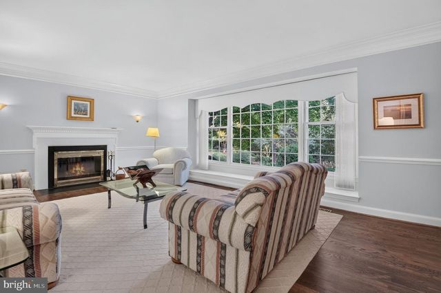 6409 FALLEN OAK CT, Bethesda, MD 20817