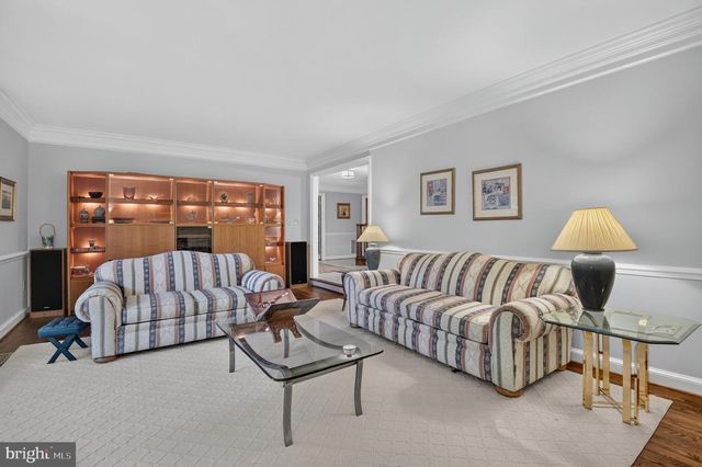 6409 FALLEN OAK CT, Bethesda, MD 20817