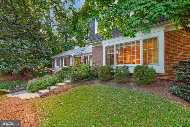 6409 FALLEN OAK CT, Bethesda, MD 20817