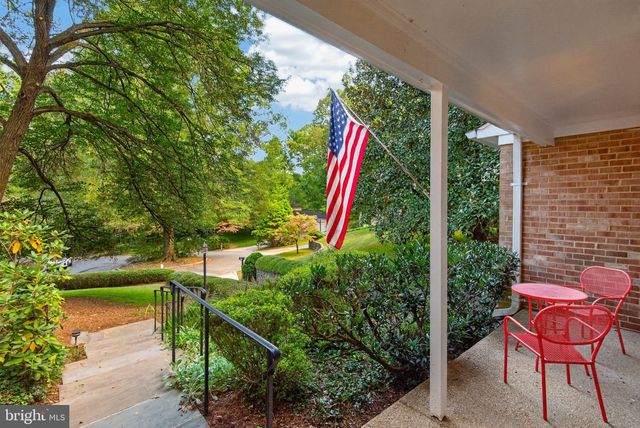 6409 FALLEN OAK CT, Bethesda, MD 20817