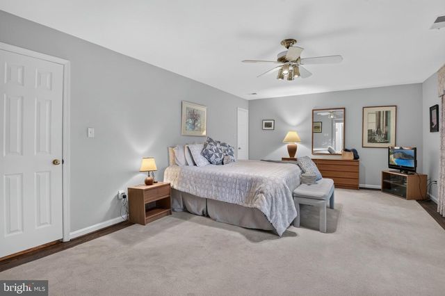 6409 FALLEN OAK CT, Bethesda, MD 20817