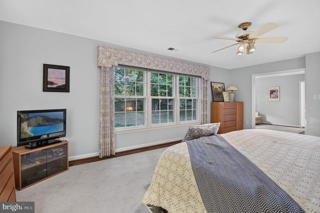 6409 FALLEN OAK CT, Bethesda, MD 20817
