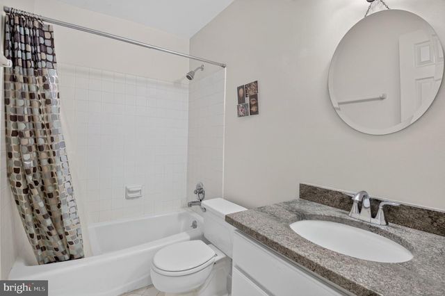 6409 FALLEN OAK CT, Bethesda, MD 20817