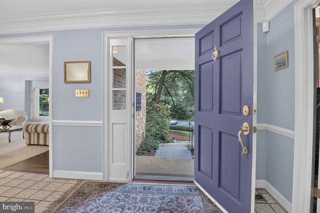 6409 FALLEN OAK CT, Bethesda, MD 20817