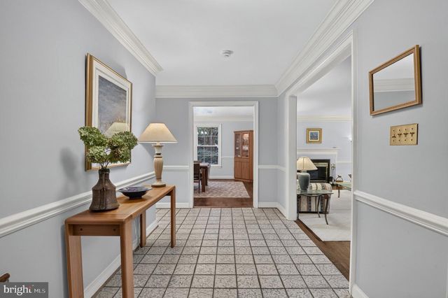6409 FALLEN OAK CT, Bethesda, MD 20817