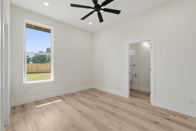 16654 Laurelwood Drive, Channelview, TX 77530
