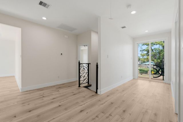 16654 Laurelwood Drive, Channelview, TX 77530