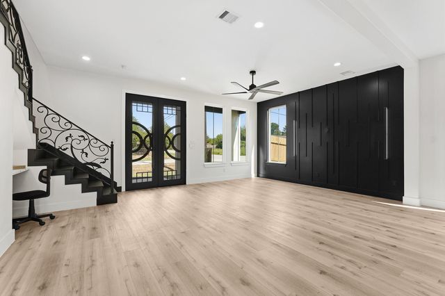 16654 Laurelwood Drive, Channelview, TX 77530