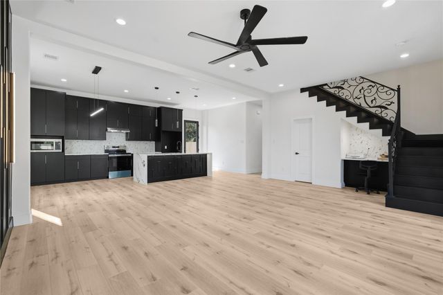 16654 Laurelwood Drive, Channelview, TX 77530