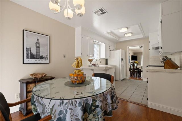 7412 Southfield Way, Stockton, CA 95207