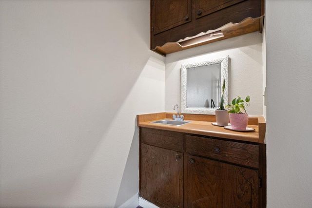 7412 Southfield Way, Stockton, CA 95207