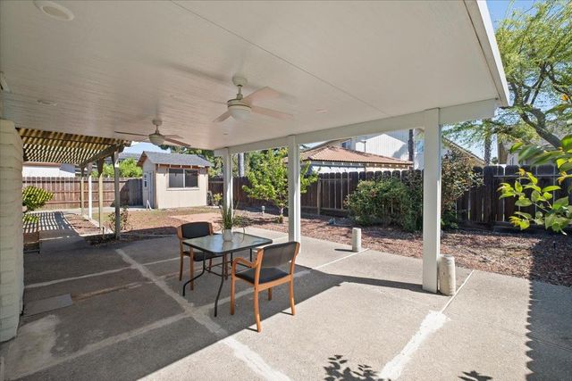 7412 Southfield Way, Stockton, CA 95207