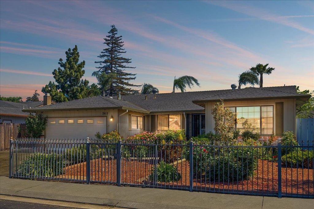 7412 Southfield Way, Stockton, CA 95207