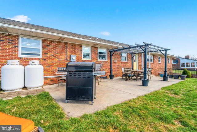 5112 S CHURCH ST, Manchester, MD 21102