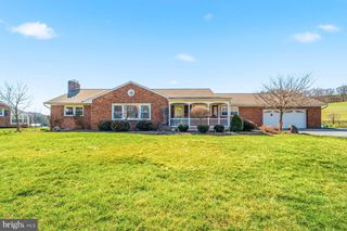 5112 S CHURCH ST, Manchester, MD 21102