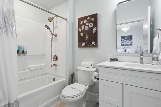 4241 Pointe West Drive 301, Galveston, TX 77554