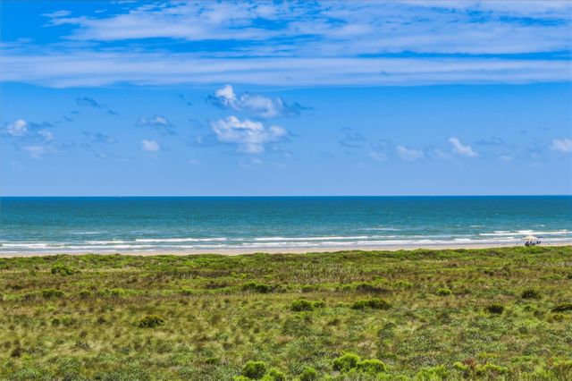 4241 Pointe West Drive 301, Galveston, TX 77554