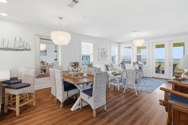 4241 Pointe West Drive 301, Galveston, TX 77554