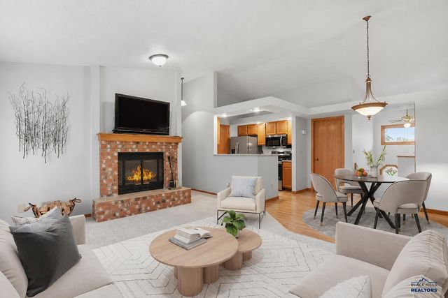 4906 GALENA DR, Rapid City, SD 57702