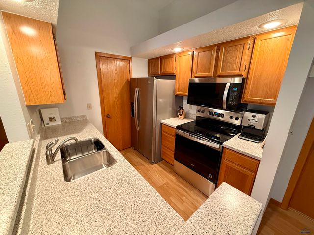 4906 GALENA DR, Rapid City, SD 57702