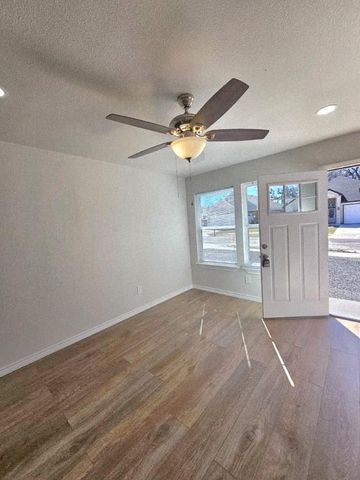 6152 Brocks Lane, Fort Worth, TX 76114