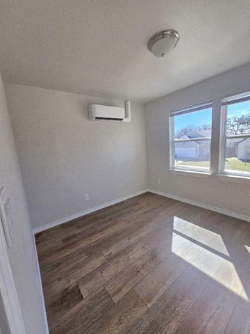 6152 Brocks Lane, Fort Worth, TX 76114