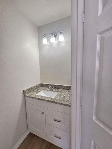 6152 Brocks Lane, Fort Worth, TX 76114