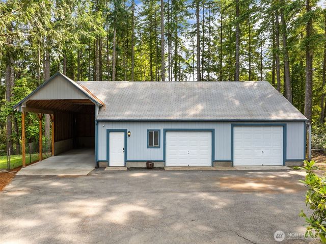 8181 Toad Road SW, Port Orchard, WA 98367