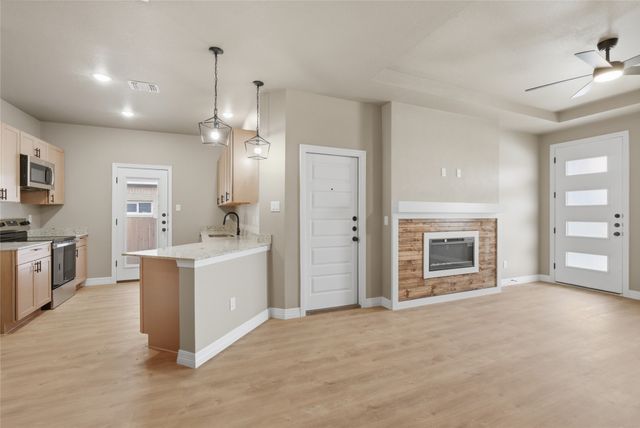 1311 Lone Pine Way, Killeen, TX 76543