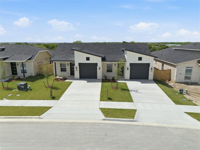 1311 Lone Pine Way, Killeen, TX 76543