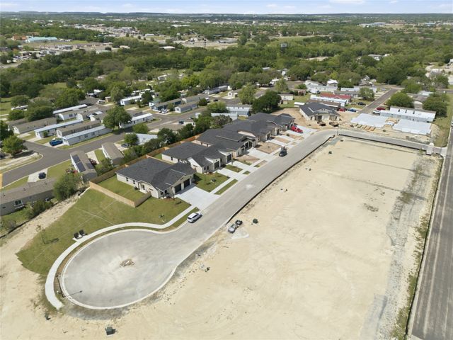 1311 Lone Pine Way, Killeen, TX 76543