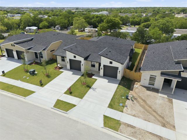 1311 Lone Pine Way, Killeen, TX 76543