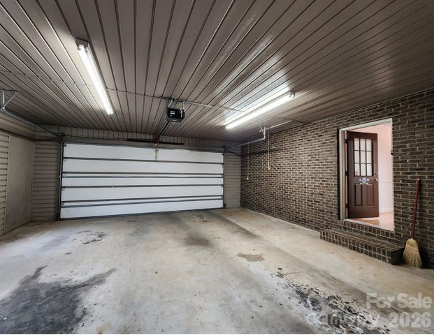 2919 Teton Drive, Newton, NC 28658