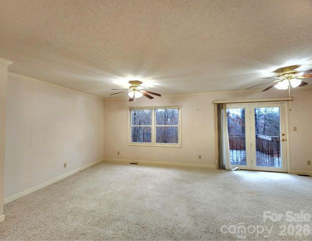 2919 Teton Drive, Newton, NC 28658