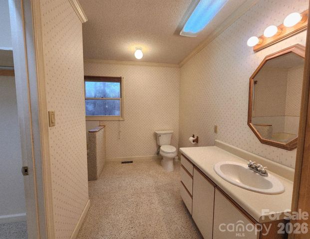 2919 Teton Drive, Newton, NC 28658