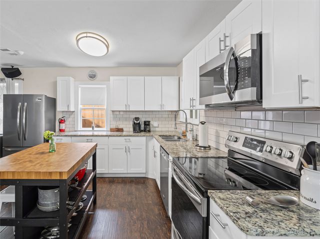 4204 Geddes Avenue, Fort Worth, TX 76107