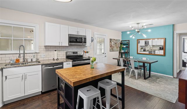 4204 Geddes Avenue, Fort Worth, TX 76107