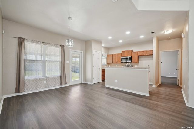 5386 Chestnut View, San Antonio, TX 78247