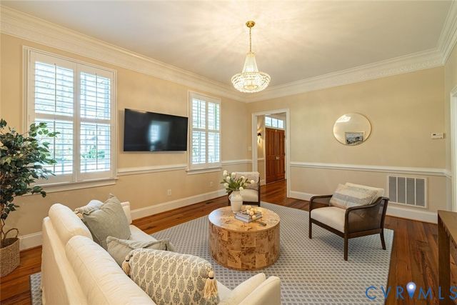 516 Gaslight Dr, Henrico, VA 23229