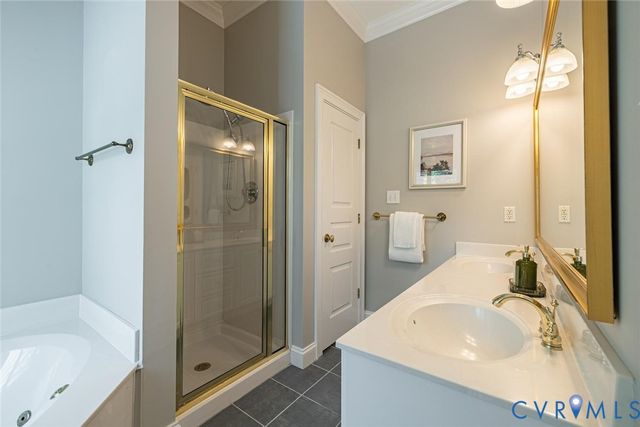 516 Gaslight Dr, Henrico, VA 23229