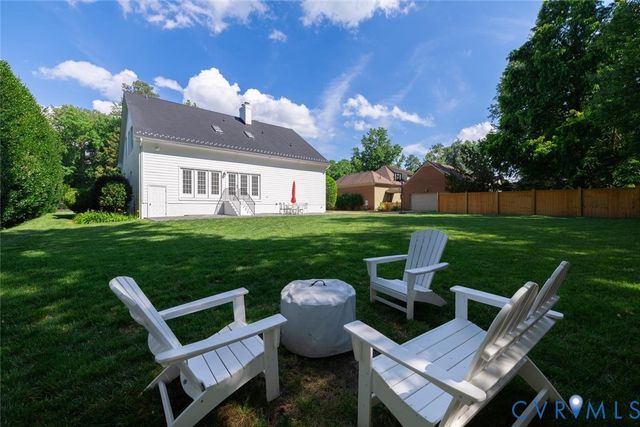 516 Gaslight Dr, Henrico, VA 23229