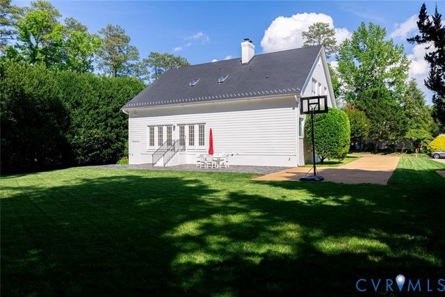 516 Gaslight Dr, Henrico, VA 23229