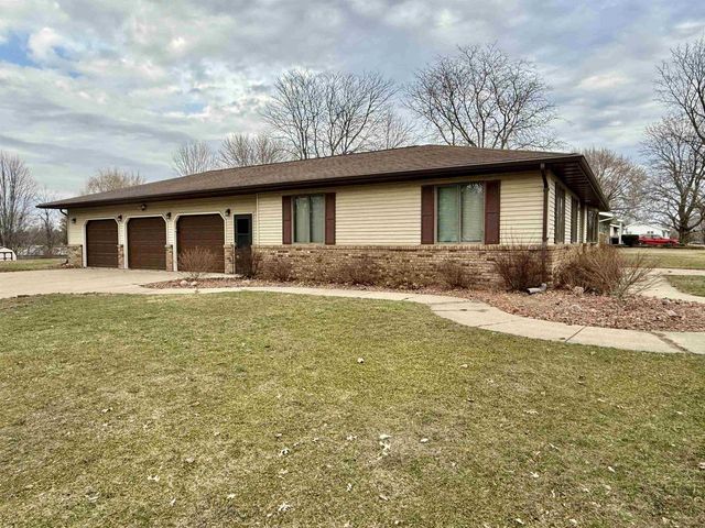 1125 Parkview Drive, Tomah, WI 54660