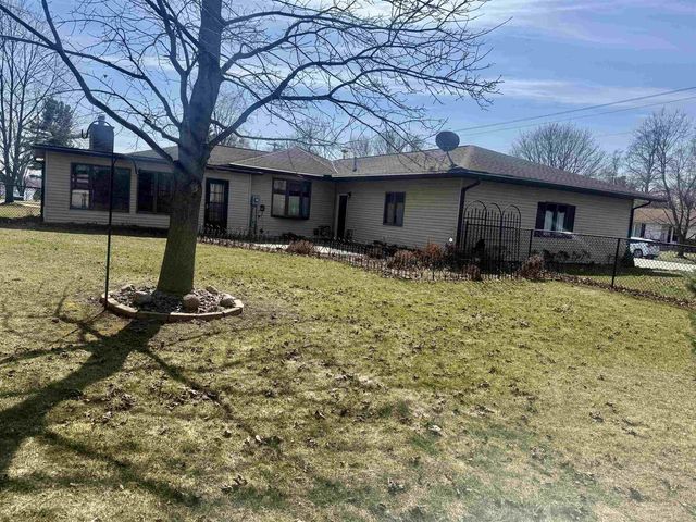 1125 Parkview Drive, Tomah, WI 54660