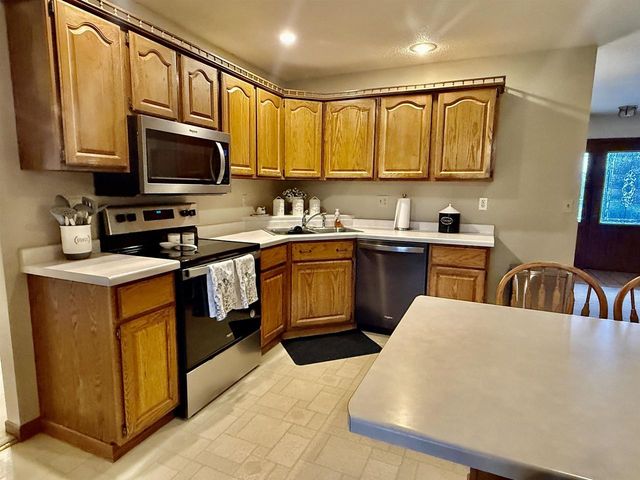 1125 Parkview Drive, Tomah, WI 54660