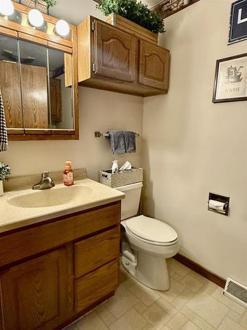 1125 Parkview Drive, Tomah, WI 54660