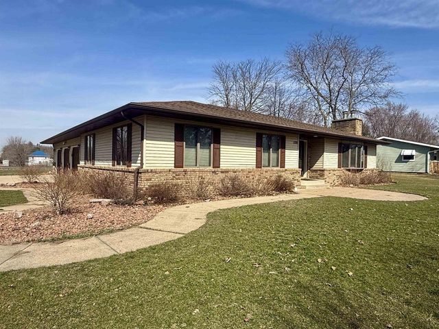 1125 Parkview Drive, Tomah, WI 54660