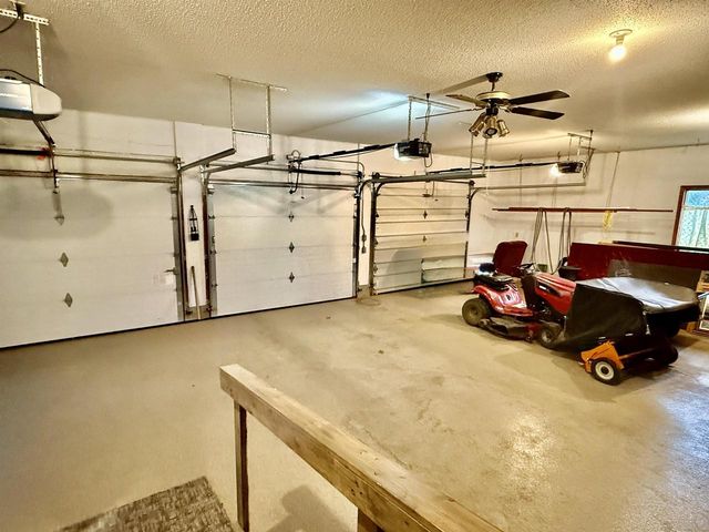 1125 Parkview Drive, Tomah, WI 54660