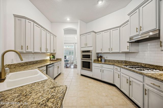 86511 N HAMPTON CLUB Way, Fernandina Beach, FL 32034