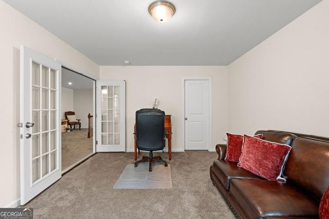 1053 Shadow Glen Drive, Fairburn, GA 30213